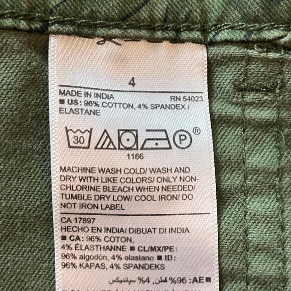 Old Navy Olive Green Leaf Camouflage Print Pixie Pants Size 4 - Picture 7 of 10